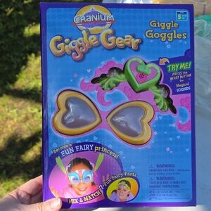 Cranium Giggle Gear Giggle Goggles Kids Toy - Pink & Gold